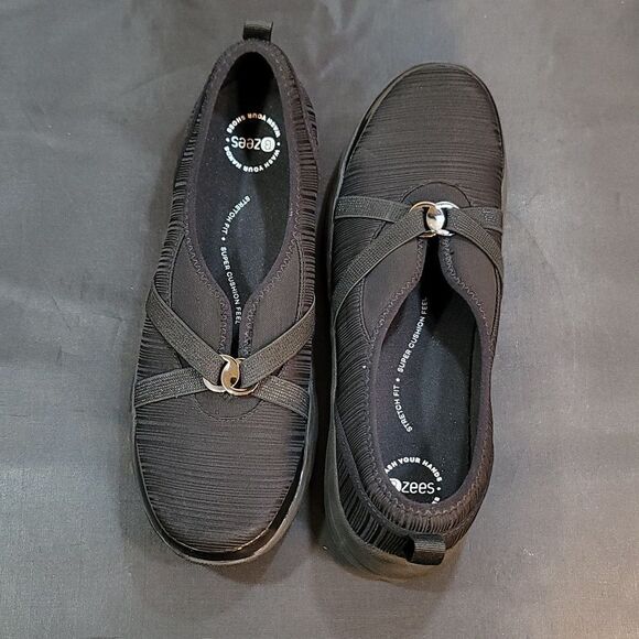 BRAND NEW BZEES WOMEN'S LANA SNEAKER - Picture 4 of 13